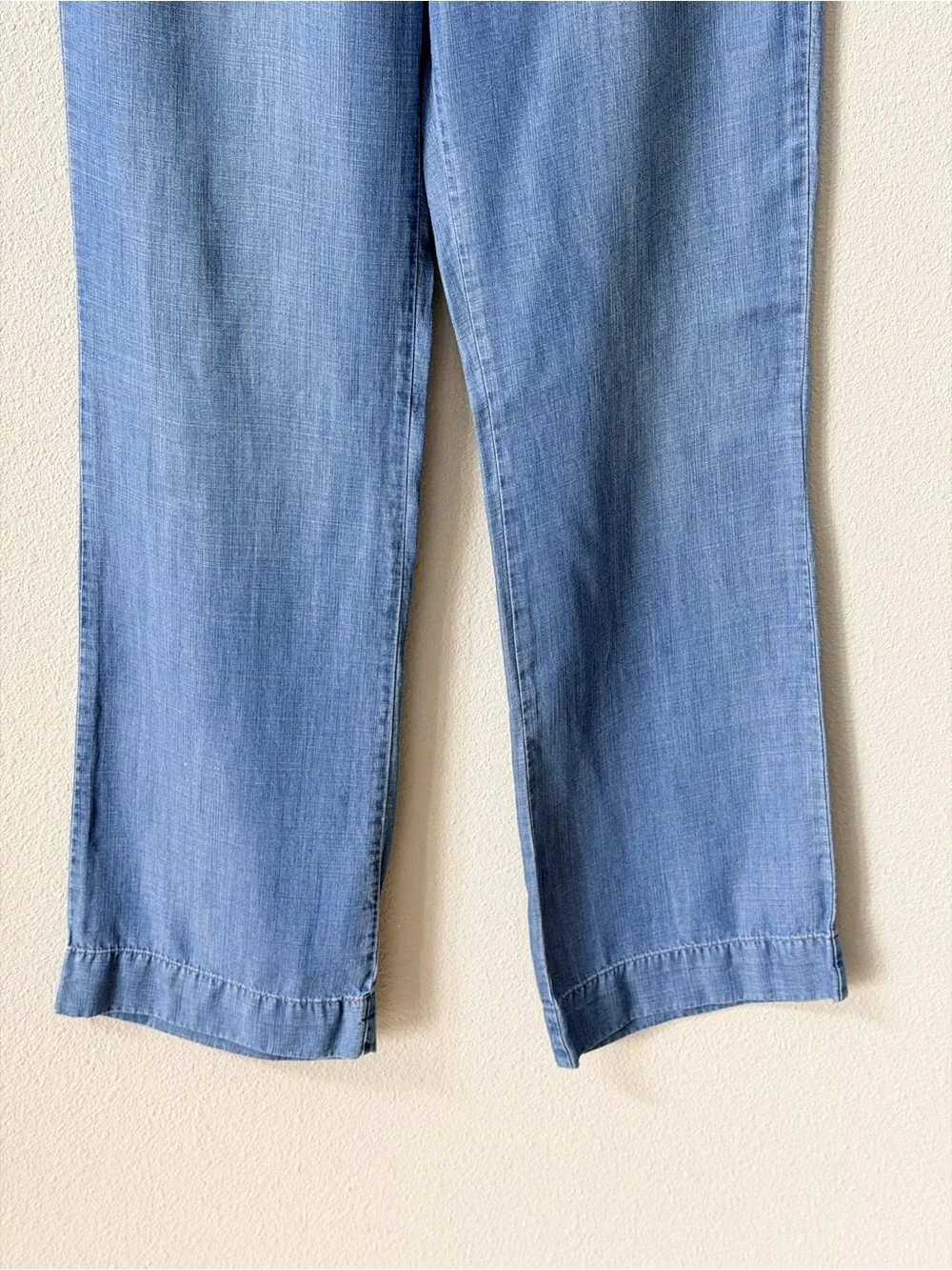 Cloth & Stone Light Blue Drawstring Chambray Pants - Picture 2 of 14
